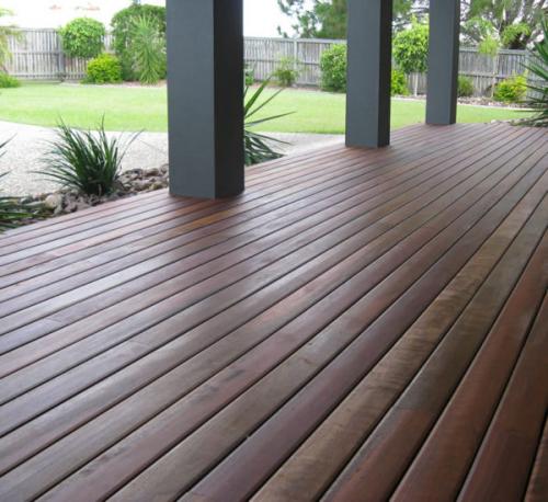 INS_D-SPOTTED-GUM-12-600x550